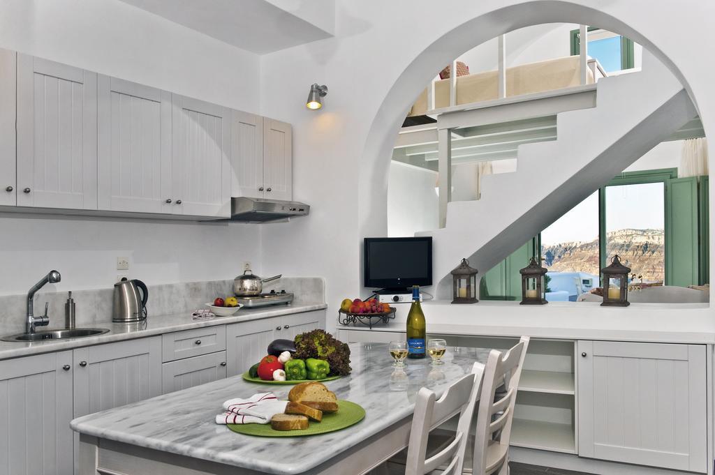 Aura Marina Apartments Santorini Akrotiri  Exterior photo