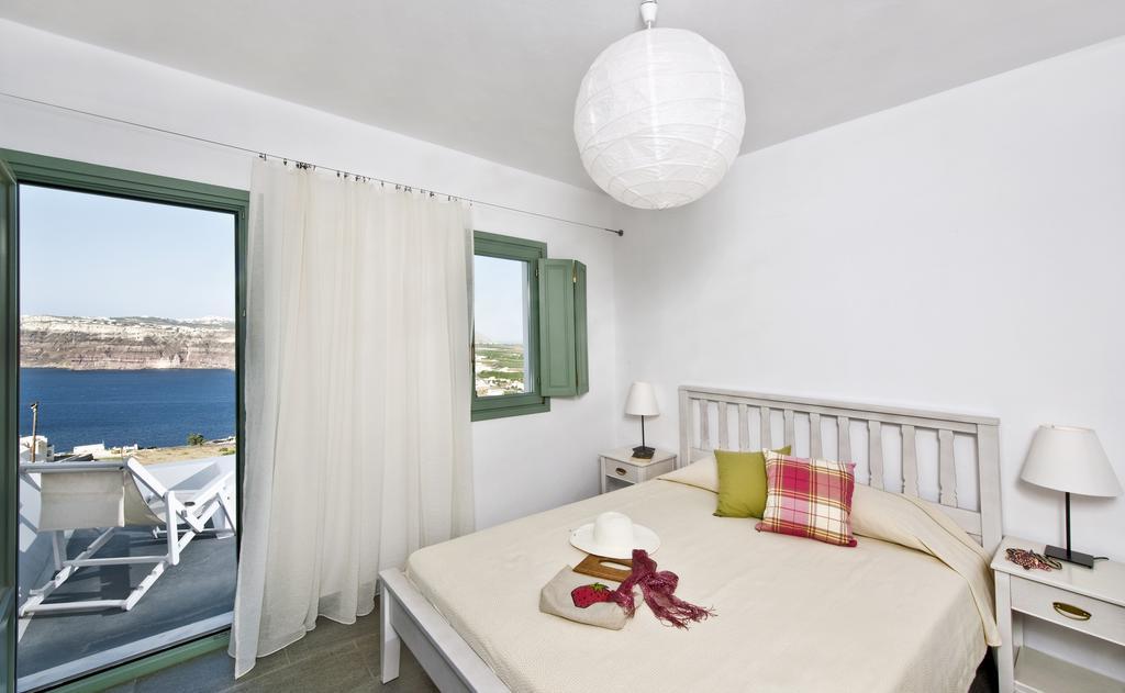 Aura Marina Apartments Santorini Akrotiri  Exterior photo