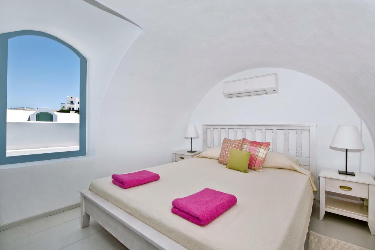 Aura Marina Apartments Santorini Akrotiri  Exterior photo